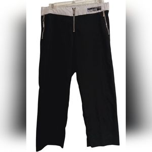 Nike Black & White Cropped Sweatpants Size M